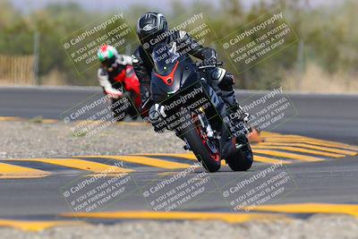 media/Oct-03-2022-Moto Forza (Mon) [[5f077a3730]]/Intermediate Group/Session 3 (Turn 3)/